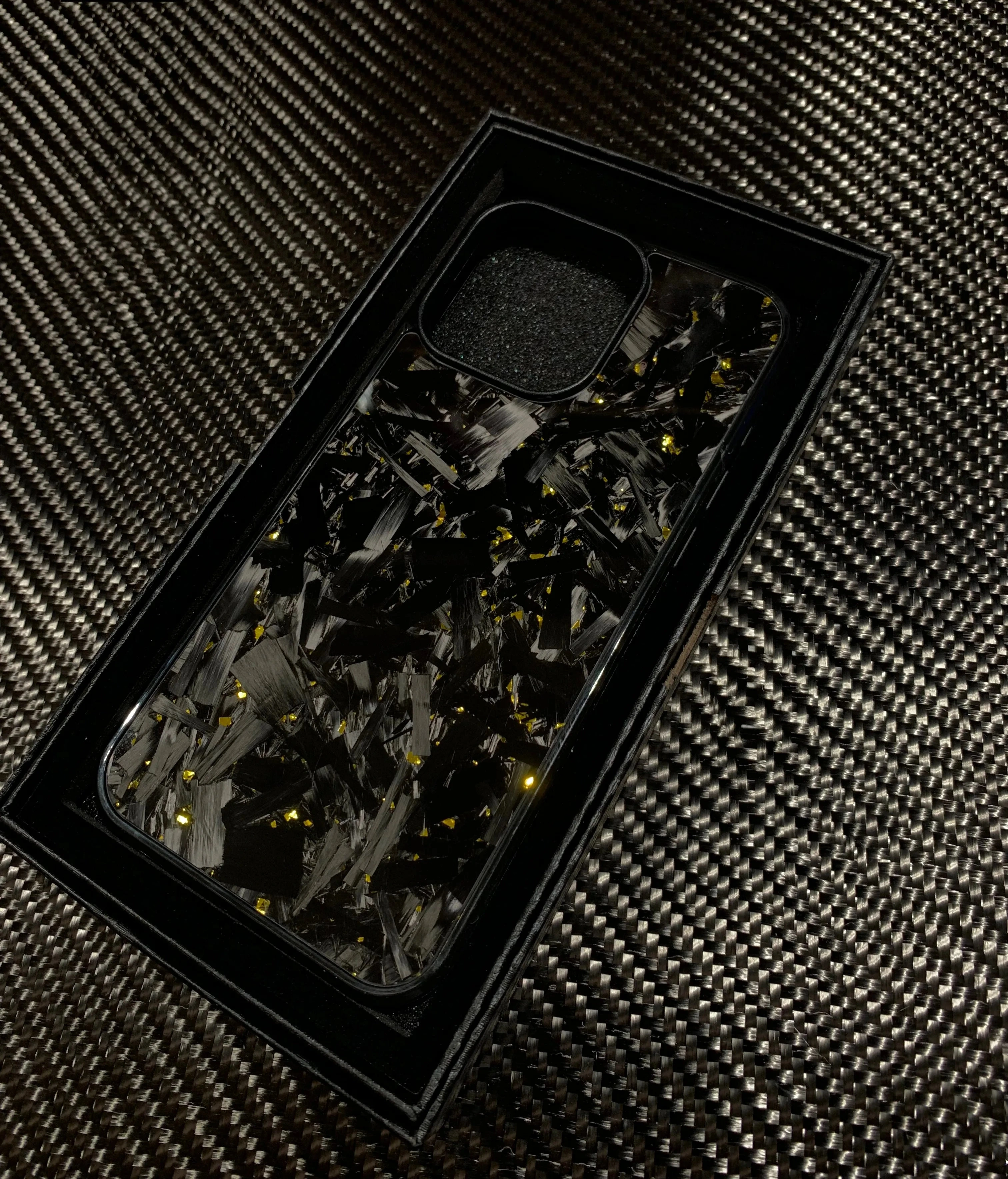 Forged Carbon Apex – Ultra-Premium Carbon Fiber Case for iPhone 15 & 16 | Modern Defense with Mirror-Like Finish